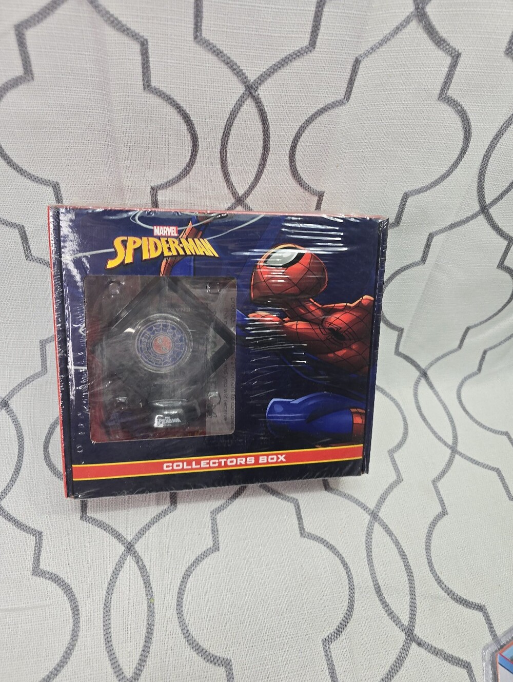Marvel Spider-Man Collectors Box- Culture Fly-Factory Sealed-5 Gifts New
